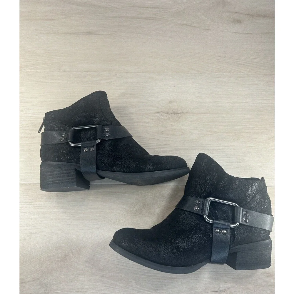 Not Rated Western Harness Women Ankle Boots Size 7 Black‎ Low Heel Cowboy Boho
